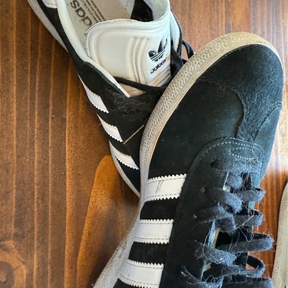 Black Adidas Gazelles